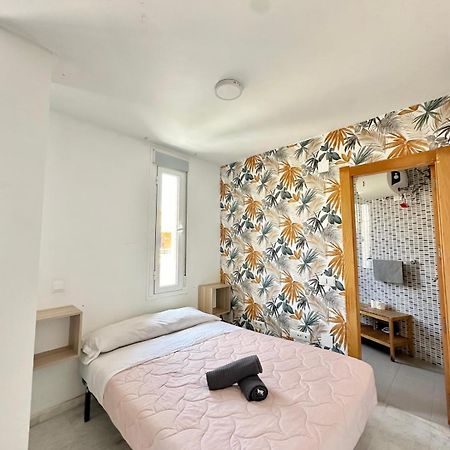 Apartamentos Playa Misericordias Málaga Extérieur photo