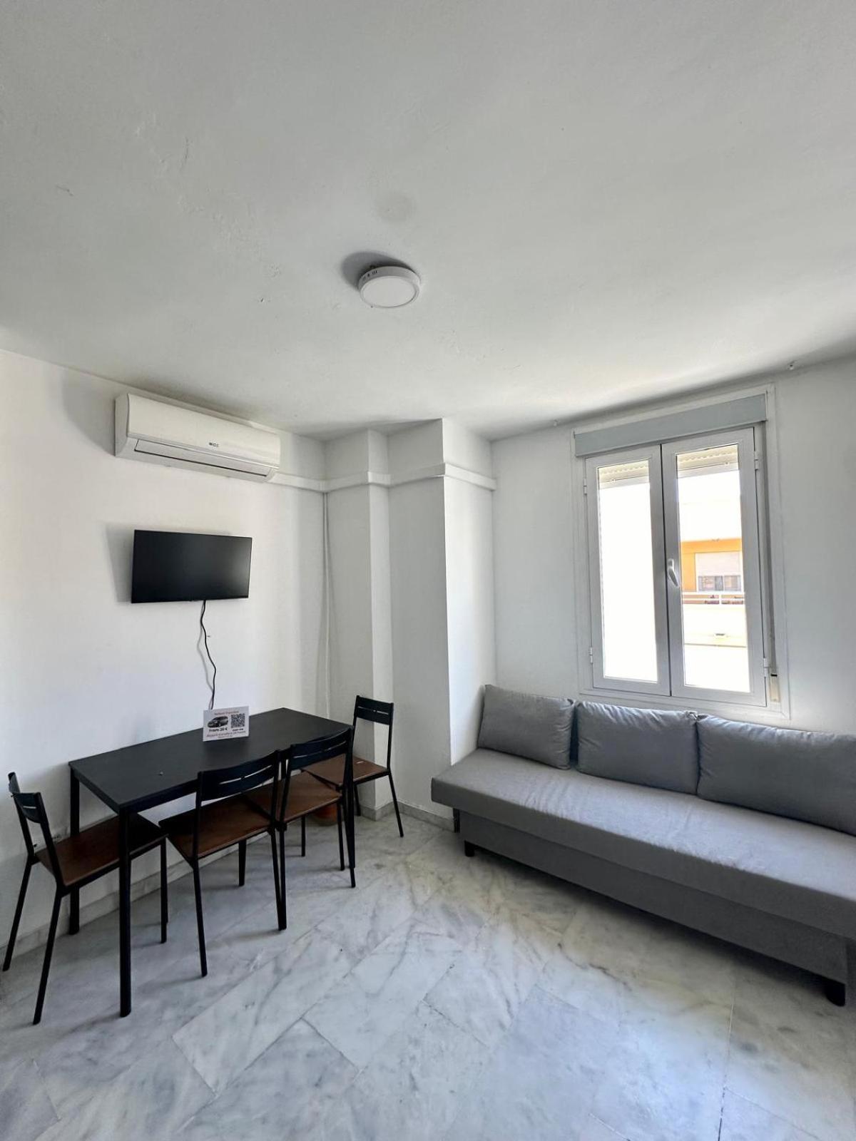 Apartamentos Playa Misericordias Málaga Extérieur photo